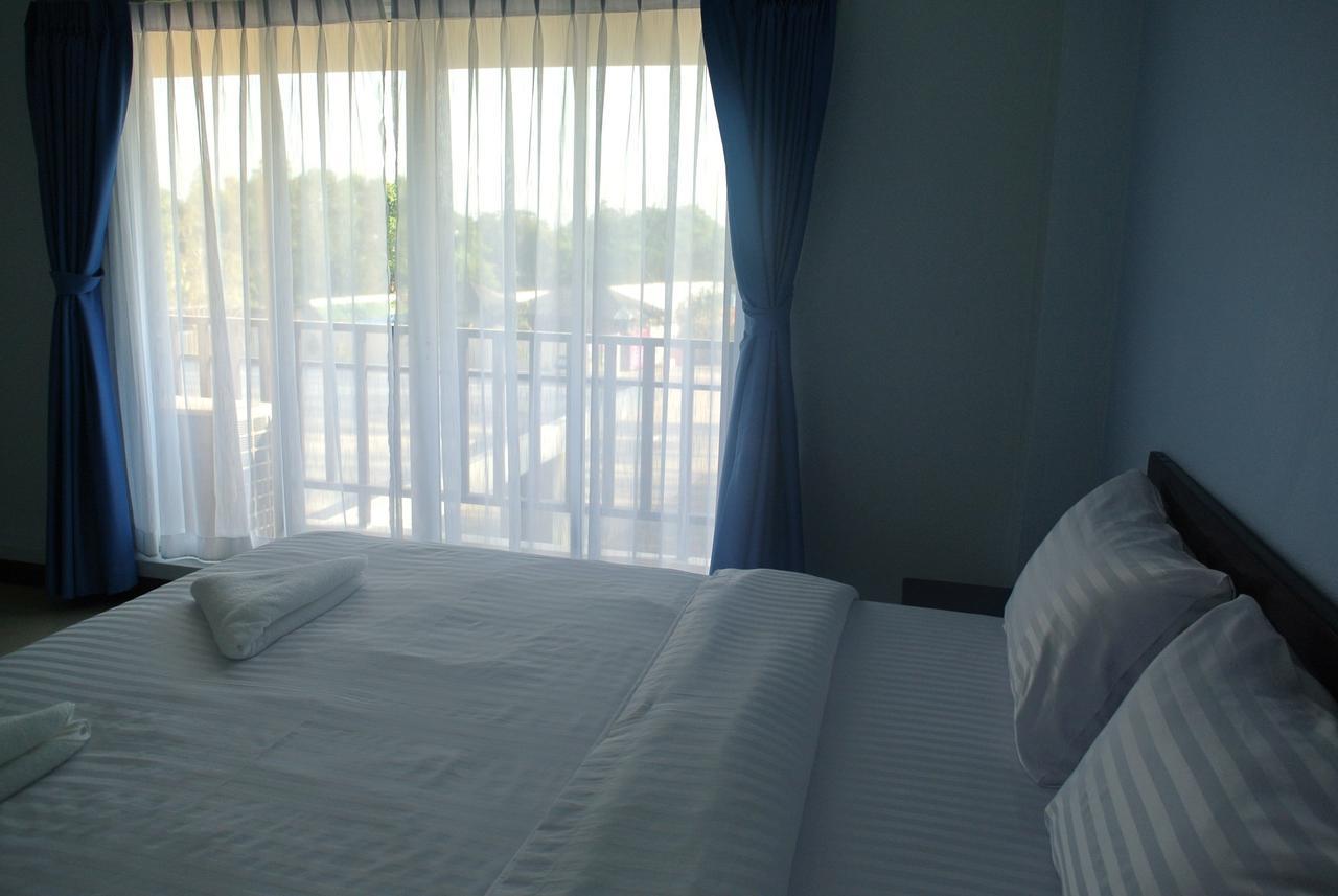Baan Duangkamol Hotel Phitsanulok Exterior photo
